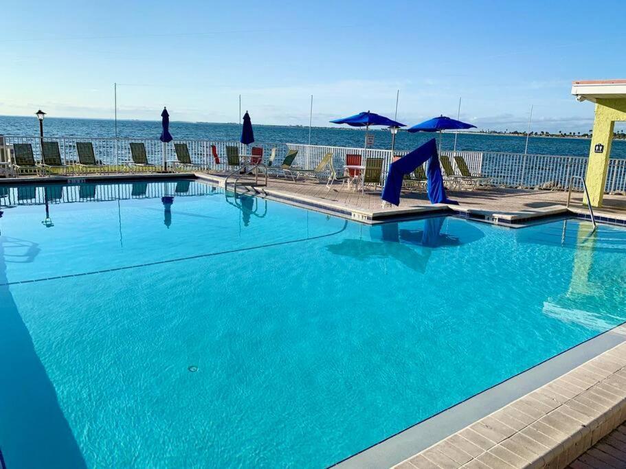 On The Rocks Villa Tampa Exterior foto